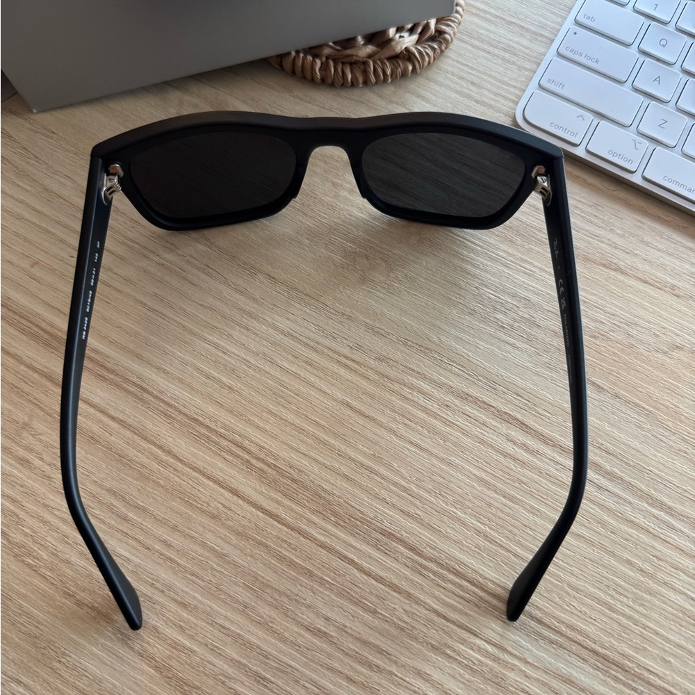 Ray Ban Black RB4428 Polarized - Picture 5 of 8